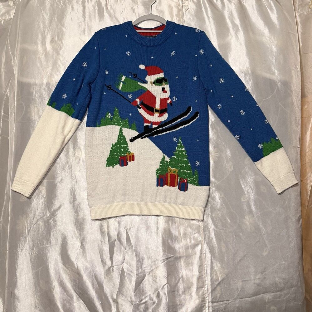 Holiday Time Skiing Santa Sweater Youth 13/14 Yrs Old Rare Nice Condition